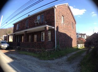 16 Cross Creek Rd, Avella, PA 15312