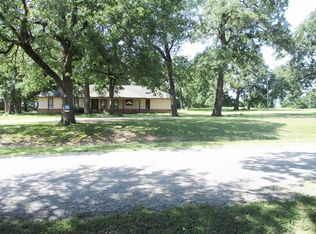 730 County Road 1425, Bonham, TX 75418