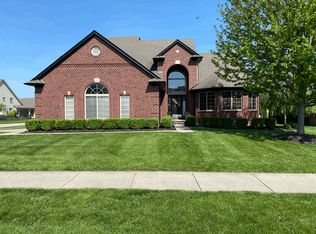 50690 Bredenbury Dr, Macomb, MI 48044