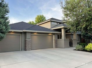 5356 N Red Hills Pl, Meridian, ID 83646