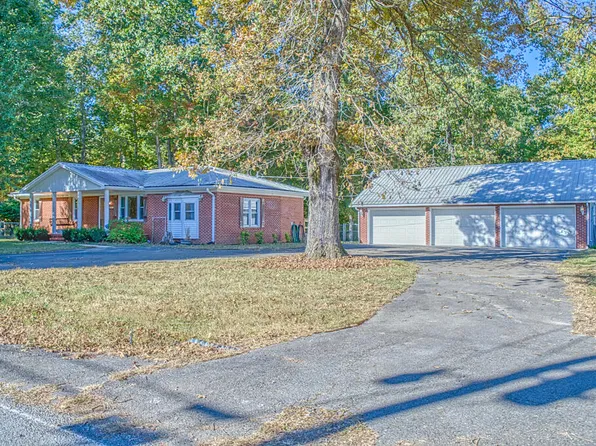 721 Step Rock Hill Rd, Cookeville, TN 38501