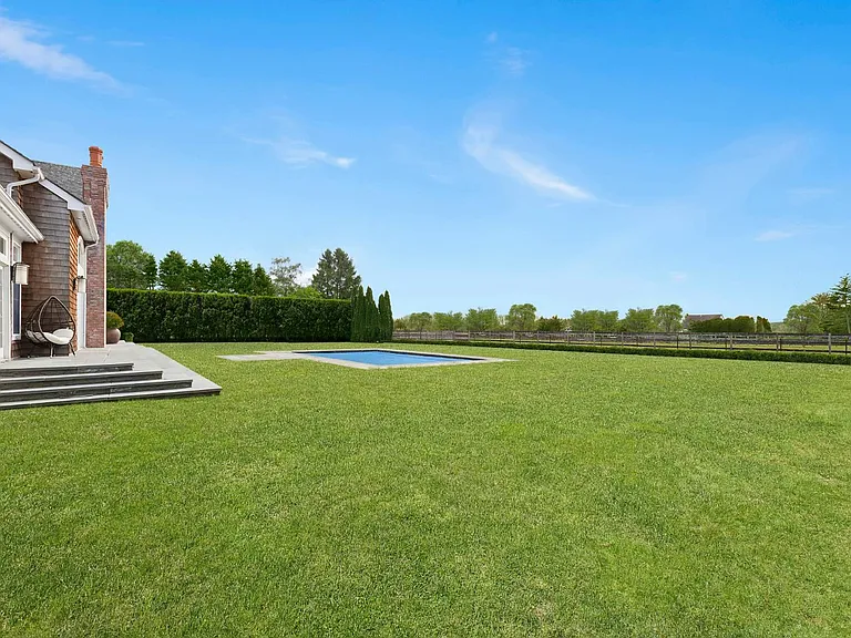 8 Whispering Fields Ct — Photo 16