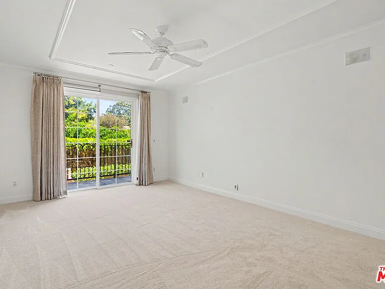 1830 Pelham Ave #101 — Photo 13