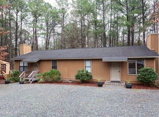 129 Forsyth Dr #B, Chapel Hill, NC 27517