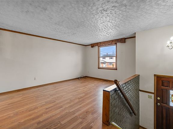 5th image of 5158 Elmwood Dr