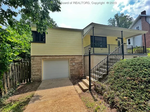 1107 Northway Dr, Saint Albans, WV 25177