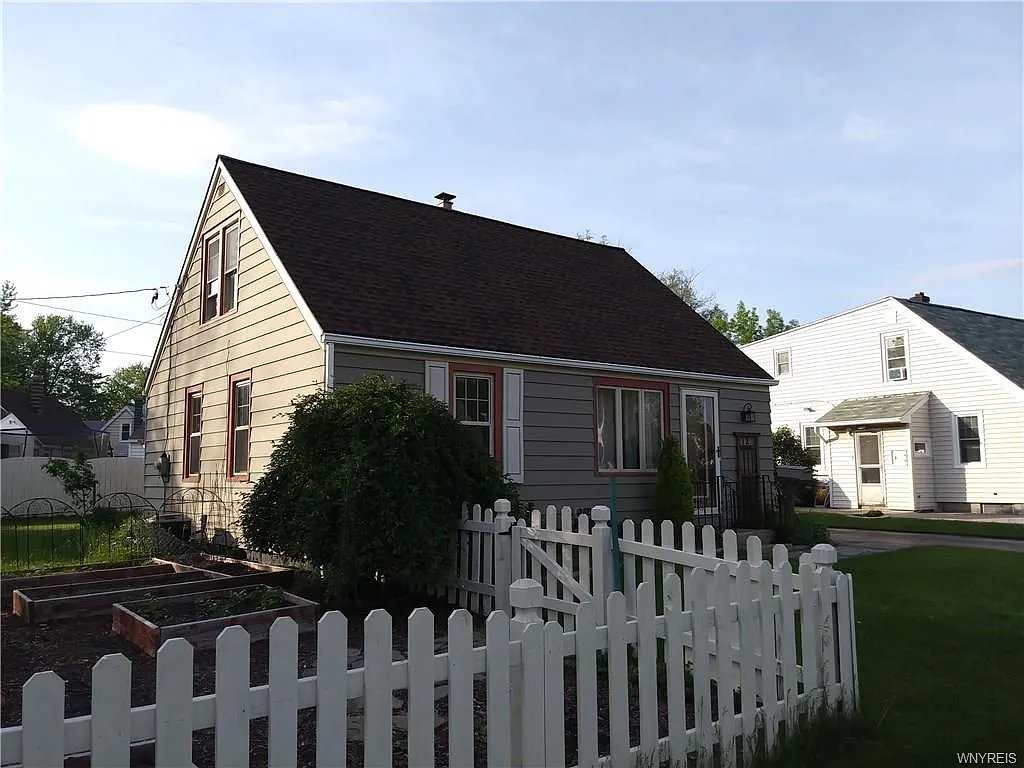 12 Burdette Dr photo 1