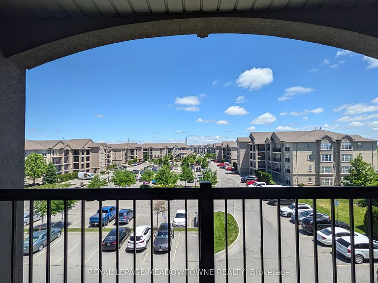 1350 Main St E #404 — Photo 19