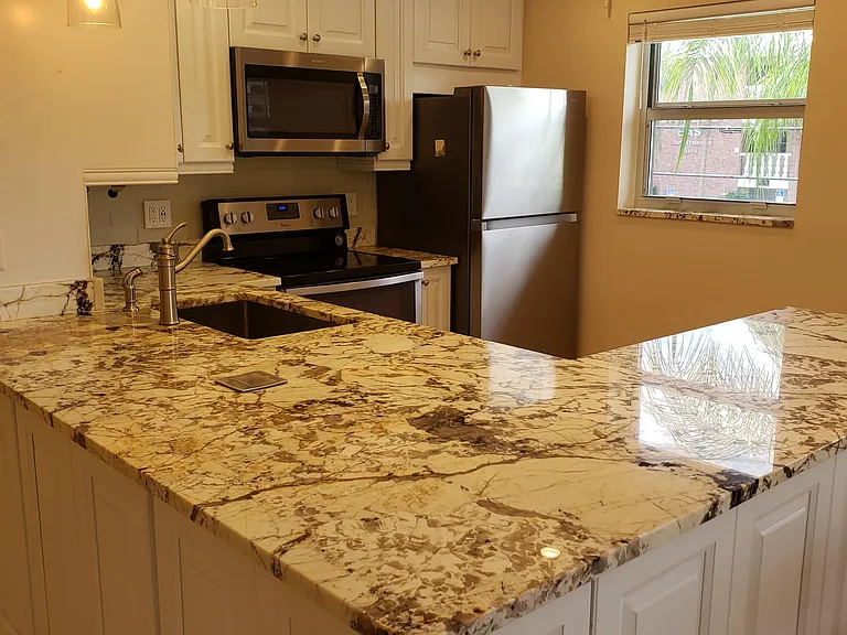 2455 NE 51st St #E-201 — Photo 26