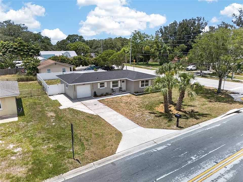 1st image of 2080 Douglas Ave