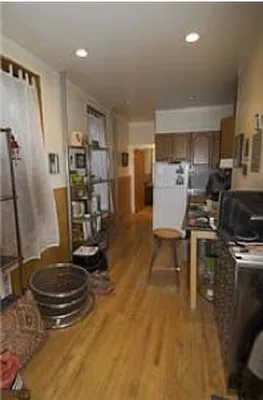 Rented by Veracity NYC LLC | media 13