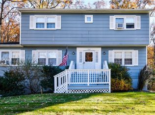 142 Barnes Rd, Washingtonville, NY 10992