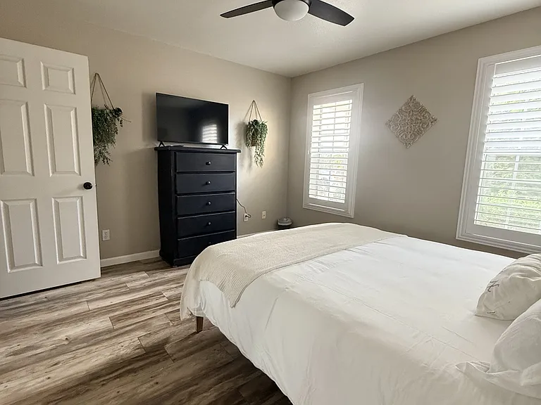 2134 E Desert Palms Dr — Photo 17