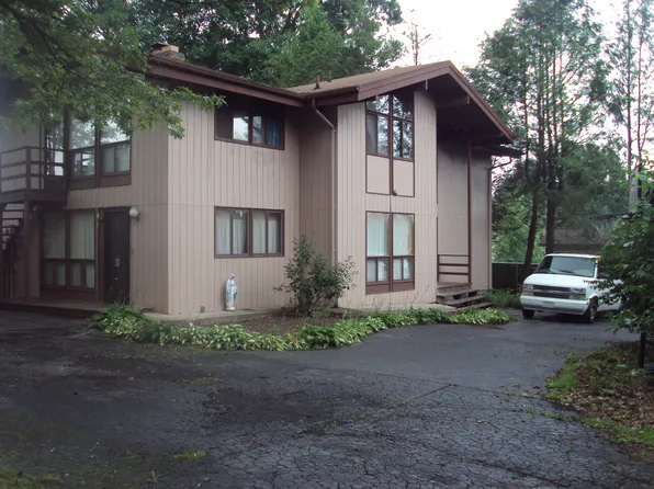 814 Hayes St, Hazleton, PA 18201