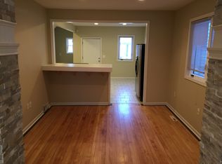 2452 N Holton St, Milwaukee, WI 53212