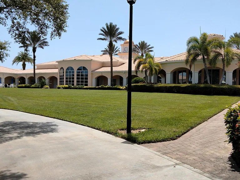 7615 Camminare Dr — Photo 16