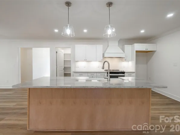 228 Brumley Rd, Mooresville, NC 28115