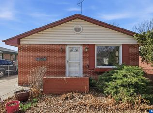 3615 S 15th St, Lincoln, NE 68502