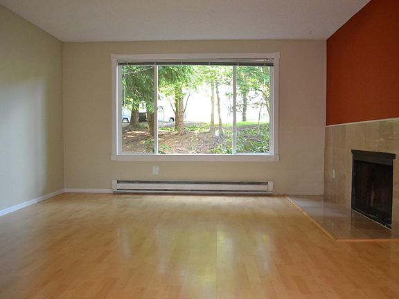2nd image of 12829 100th Ave NE APT C