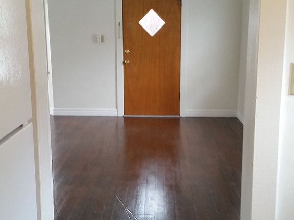 Front door/entry