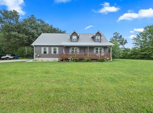 2195 Elmore Town Rd, Baxter, TN 38544