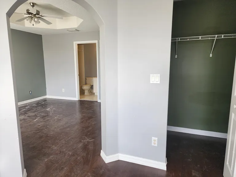 6909 Blue Skies Dr — Photo 22