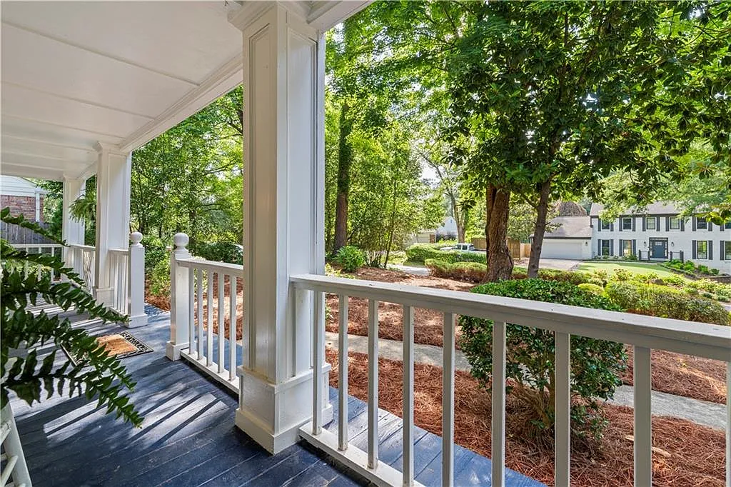 4 bed, 2.5 bath, 3128 sqft, $3,600 — Photo 3