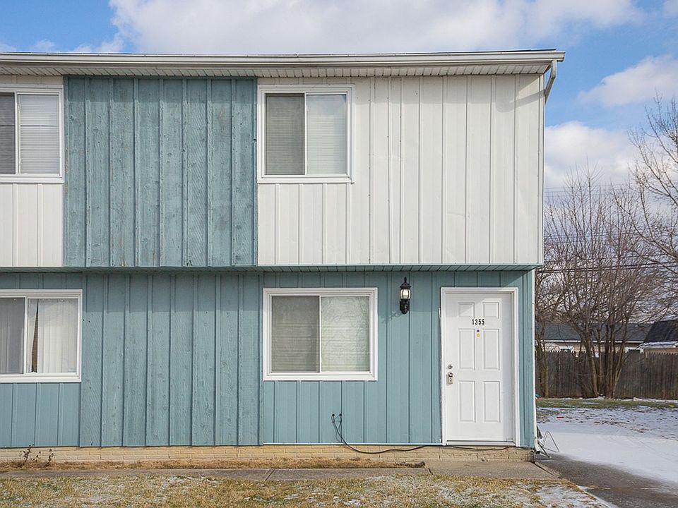 1st image of 1353 Massachusetts Ave #1355