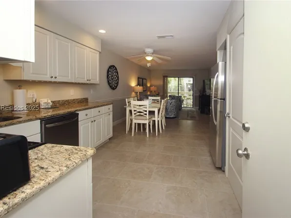 45 Folly Field Rd APT 3C, Hilton Head Island, SC 29928