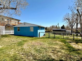 224 3rd St S, Cascade, MT 59421