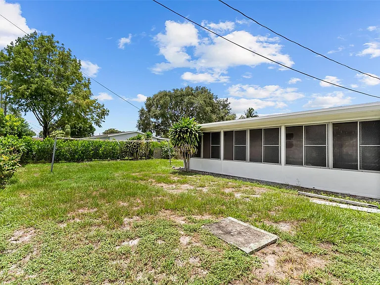 908 Lighthouse Dr — Photo 30