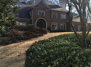 5435 Powers Overlook Ct, Sandy Springs, GA 30327