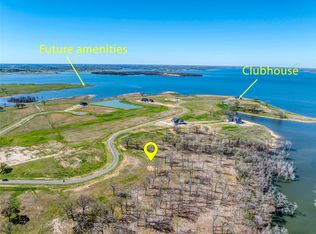 470 Peninsula Dr, Honey Grove, TX 75446