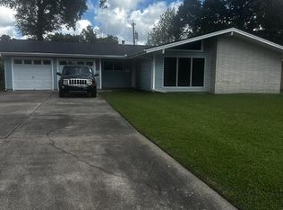 3119 Moor Dr, Nederland, TX 77627