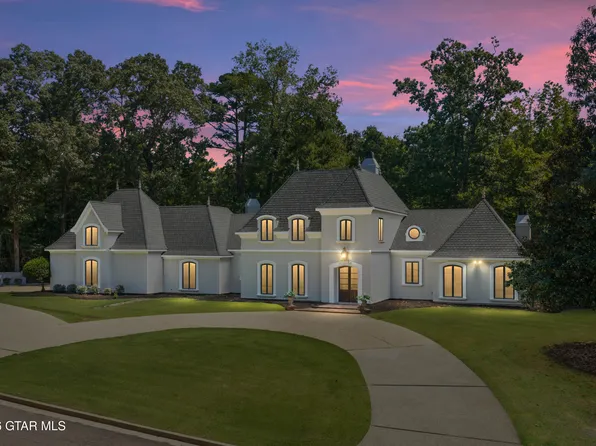 958 Greenbriar Dr, Columbus, MS 39705