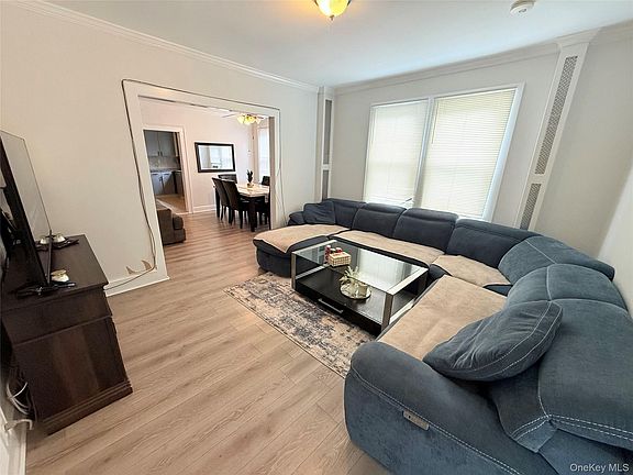 5th image of 815 Carpenter Pl