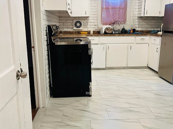 3rd image of 62 Forest Street