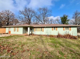 1700 Ankney Pl, Neosho, MO 64850