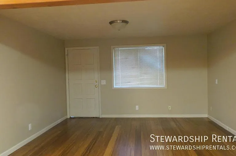 1871 Harris Aly #14 — Photo 2