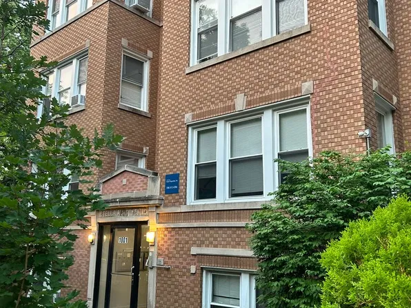 5041 W 18th St APT 10, Cicero, IL 60804