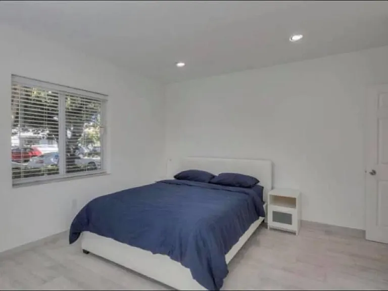 655 Meridian Ave #1 — Photo 6