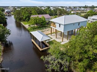 5052 Nebraska St, Bay Saint Louis, MS 39520