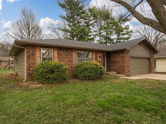 2nd image of 3320 S Graystone Avenue