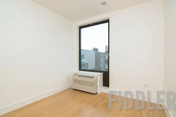 Rented by Fiddler Realty | media 16