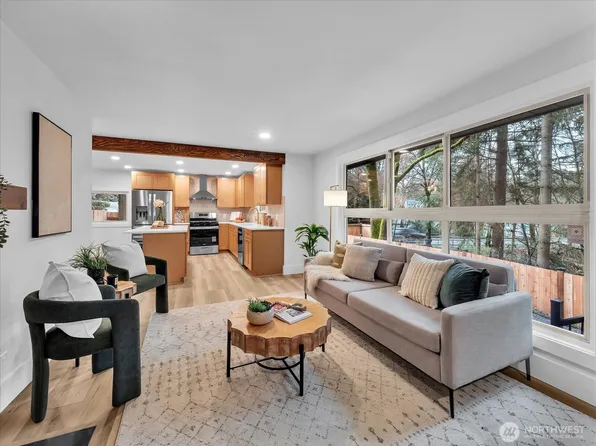 13046 15th Avenue NE, Seattle, WA 98125