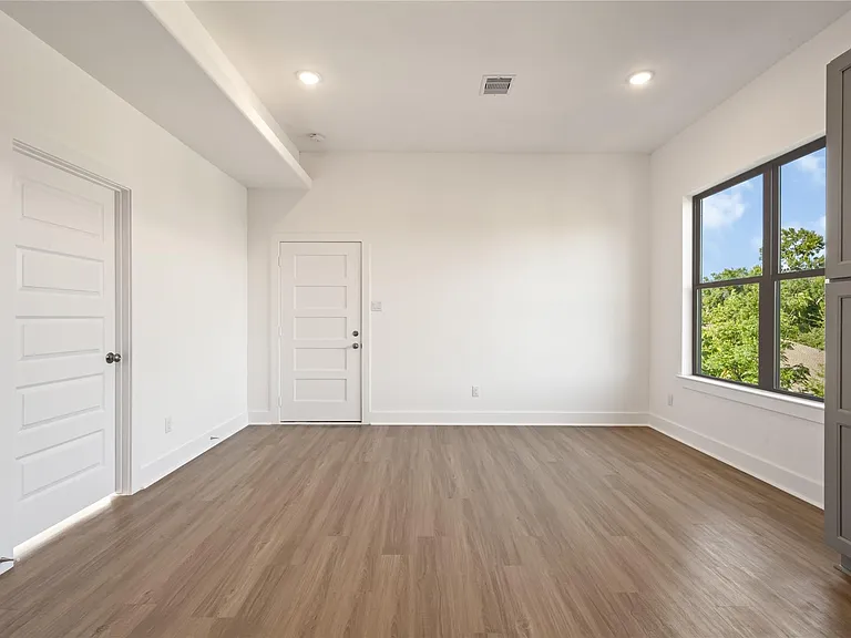 5623 Eskridge St #A — Photo 5