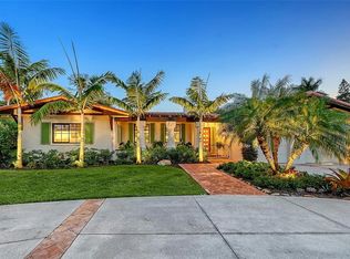 1514 S Lake Shore Dr, Sarasota, FL 34231