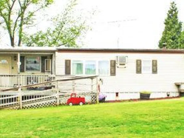 22 Sleepy Hollow Rd, Nottingham, PA 19362