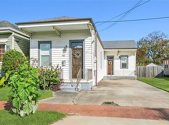 2nd image of 5823 Tchoupitoulas St