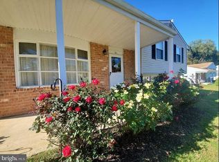 10 Panorama Dr, Newark, DE 19711